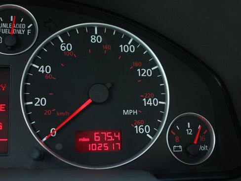 Used 2004 Audi A6 3.0 AWD/4WD image 7