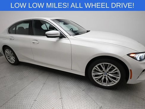 Used 2024 BMW 330i xDrive Sedan AWD/4WD image 36