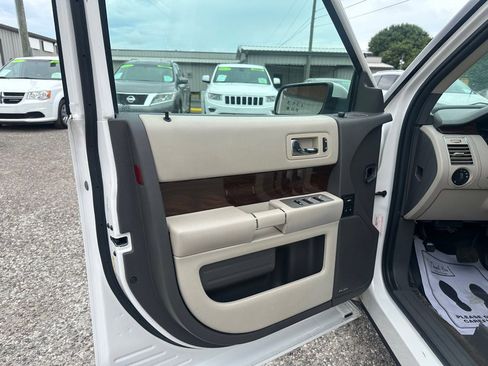 Used 2012 Ford Flex SEL w/ Equipment Group Order Code FWD image 11