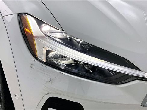 Certified 2023 Volvo XC60 B5 Ultimate w/ Protection Package Premier image 39