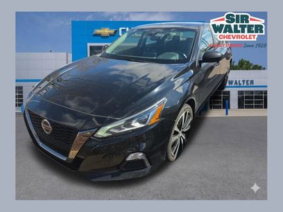 Used 2022 Nissan Altima 2.5 SR