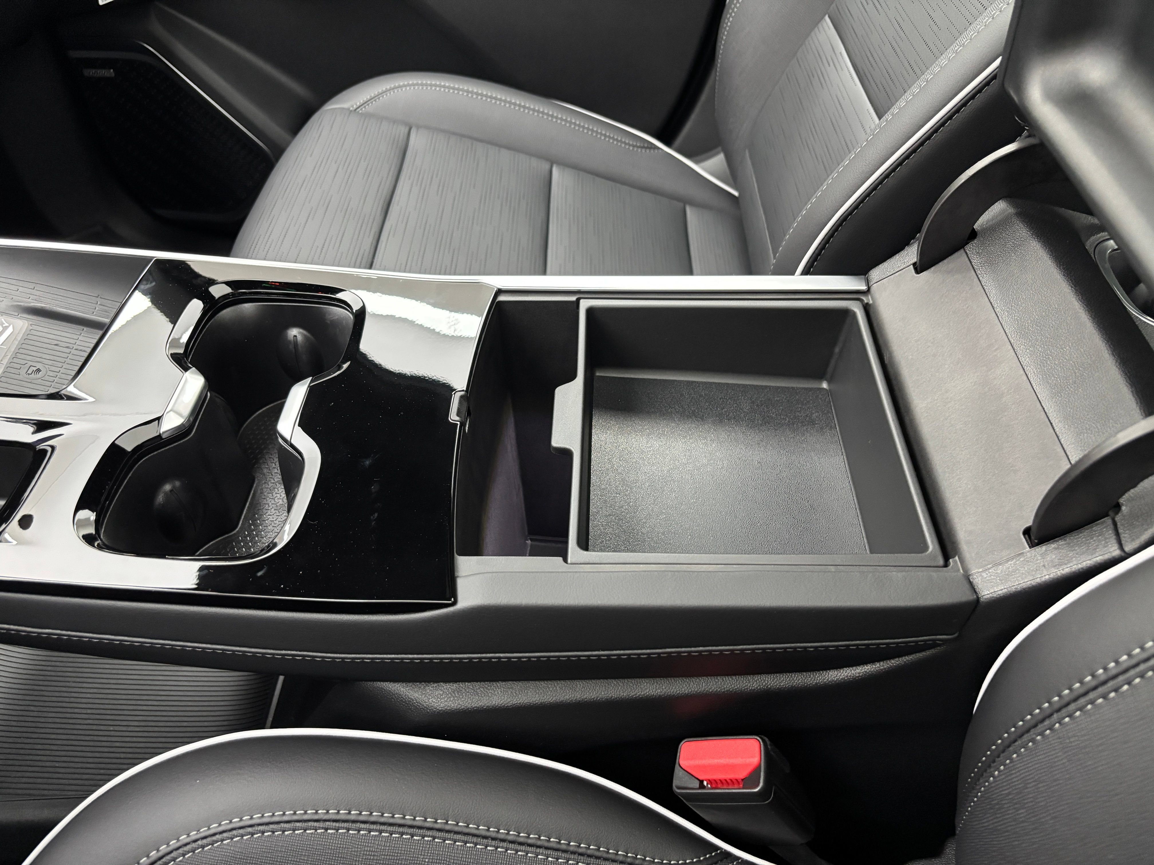 New 2026 Buick Enclave Sport Touring w/ Power Package FWD image 35