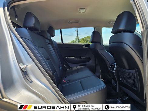 Used 2021 Kia Sportage EX FWD image 21