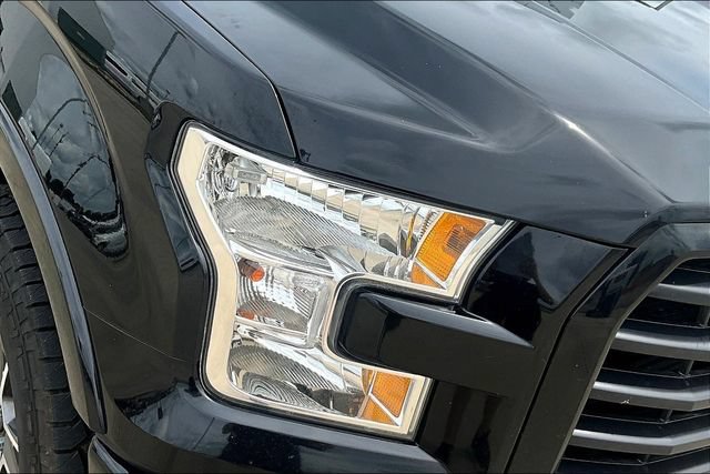 Used 2017 Ford F150 XLT w/ Equipment Group 302A Luxury AWD/4WD image 30