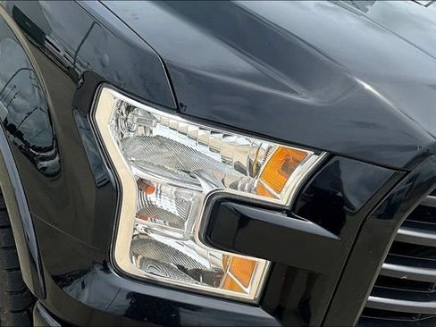 Used 2017 Ford F150 XLT w/ Equipment Group 302A Luxury AWD/4WD image 30