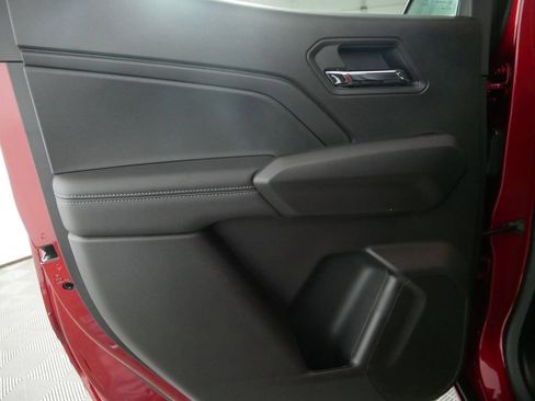 New 2026 GMC Canyon Elevation w/ Convenience Package image 13