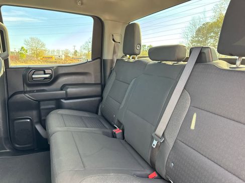Used 2022 Chevrolet Silverado 1500 Custom image 15