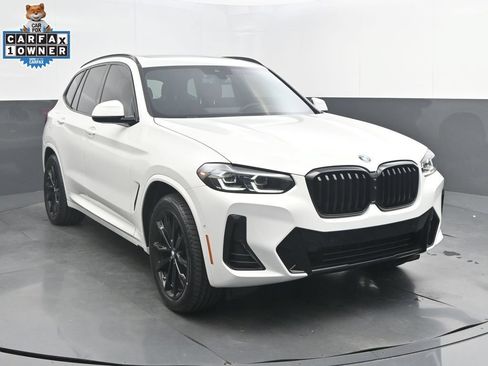 Certified 2024 BMW X3 sDrive30i w/ Premium Package RWD image 9