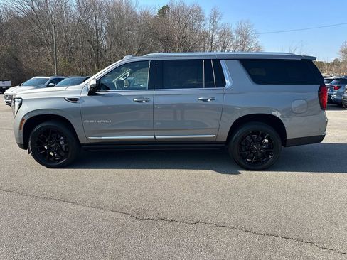 New 2026 GMC Yukon XL Denali w/ Sun & Power Step Package image 9