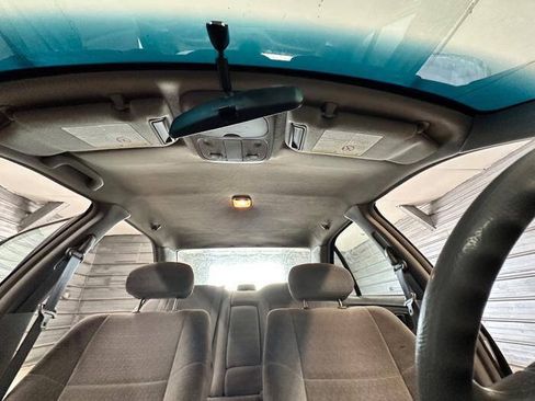 Used 2000 Nissan Altima XE FWD image 30