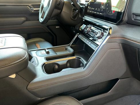 Certified 2026 GMC Sierra 2500 AT4 AWD/4WD image 16