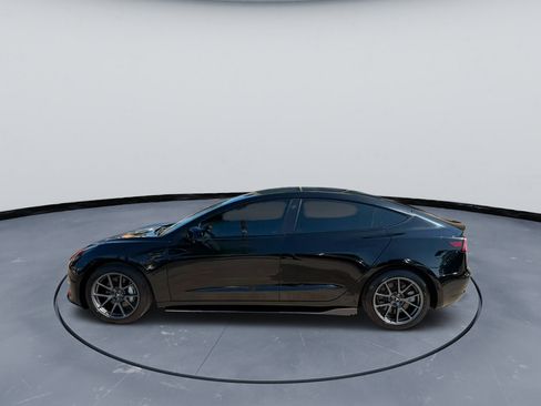Used 2022 Tesla Model 3 RWD image 4