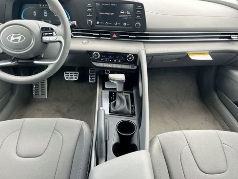 New 2026 Hyundai Elantra Sport FWD image 17