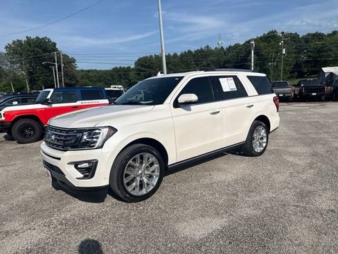 Used 2019 Ford Expedition Limited w/ Equipment Group 302A AWD/4WD image 4