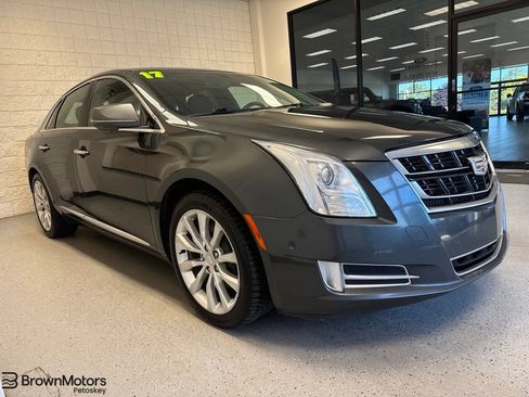 Used 2017 Cadillac XTS Luxury FWD image 1