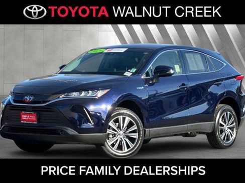 Certified 2021 Toyota Venza LE AWD/4WD image 1