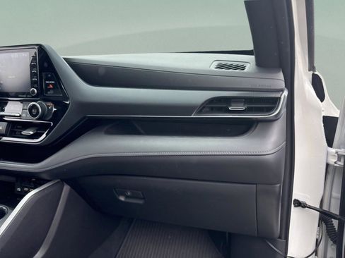 Used 2021 Toyota Highlander XSE image 33