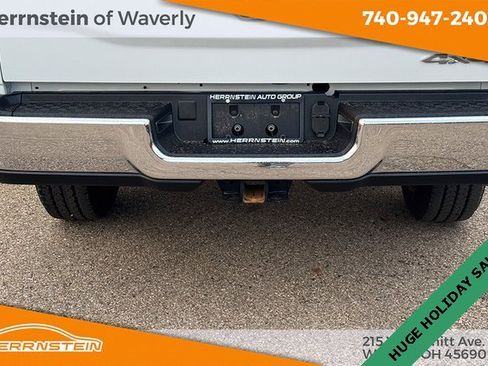 Used 2024 RAM 2500 Tradesman w/ Chrome Appearance Group image 32