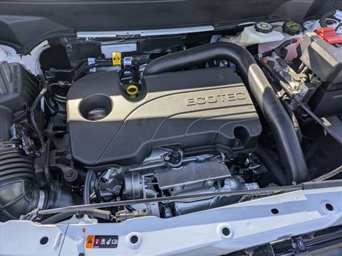 New 2026 Chevrolet Equinox LT w/ Safety and Technology Package image 16