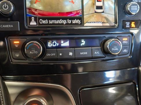 Used 2023 Nissan Maxima Platinum w/ Sport Mat Group image 30