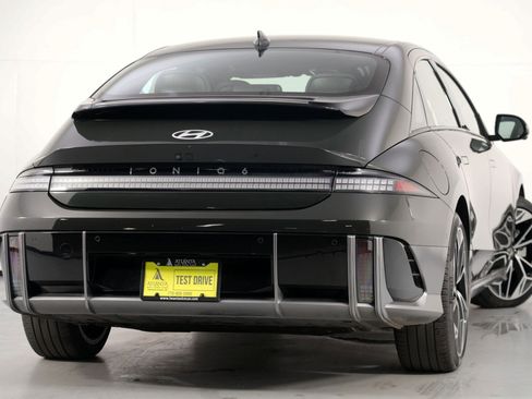 Used 2024 Hyundai Ioniq 6 Limited image 4