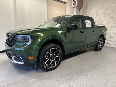 Used 2025 Ford Maverick Lariat w/ 4K Tow Package AWD/4WD image 2