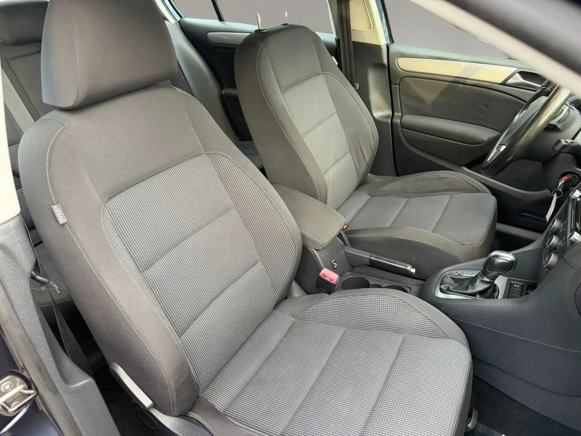 Used 2012 Volkswagen Golf TDI FWD image 15