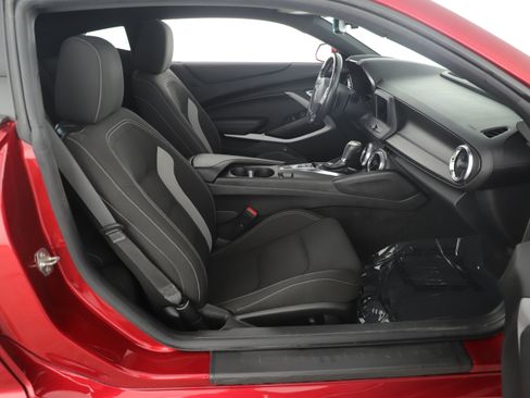 Used 2021 Chevrolet Camaro LS image 9