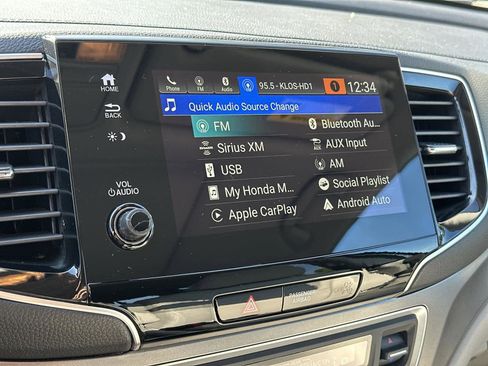 Used 2019 Honda Pilot EX-L image 16