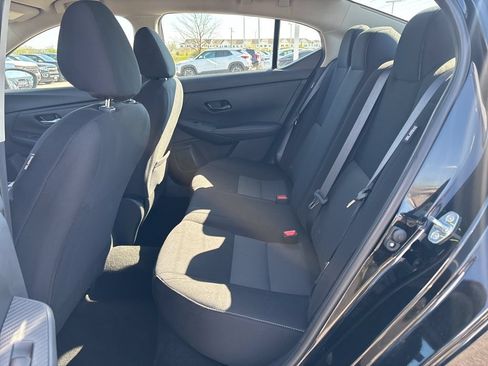 Used 2025 Nissan Sentra SV FWD image 34
