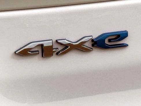 Used 2023 Jeep Grand Cherokee 4WD 4xe image 11