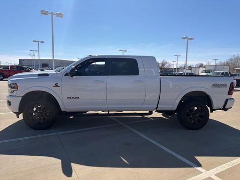 Used 2019 RAM 2500 Laramie w/ Night Edition image 4