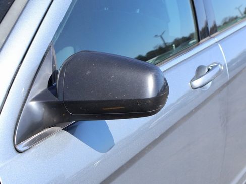 Used 2010 Chrysler Sebring Touring image 13