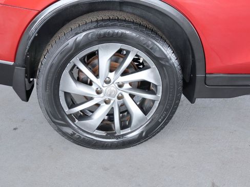 Used 2015 Nissan Rogue SL w/ SL Premium Package FWD image 5