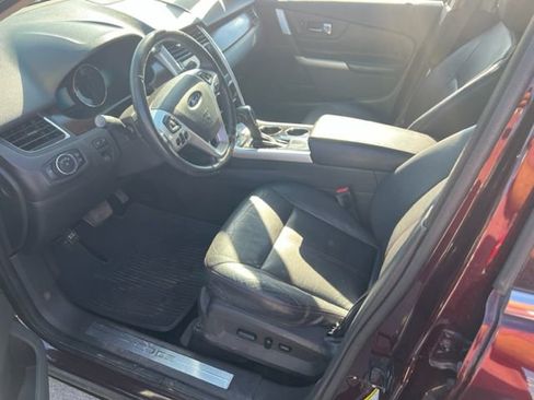 Used 2011 Ford Edge Limited w/ 301A Rapid Spec Order Code image 9