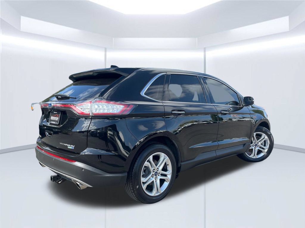 Used 2018 Ford Edge Titanium w/ Technology Package AWD/4WD image 7