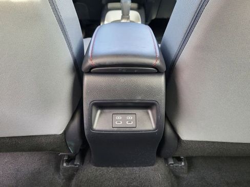 Used 2024 Toyota Corolla SE w/ Convenience Package image 13