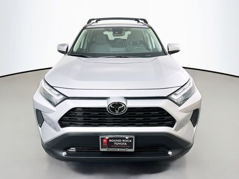 Used 2025 Toyota RAV4 XLE image 2