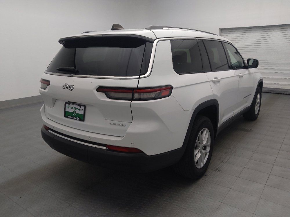Used 2023 Jeep Grand Cherokee L Laredo RWD image 9