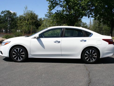 Used 2018 Nissan Altima 2.5 SL image 8