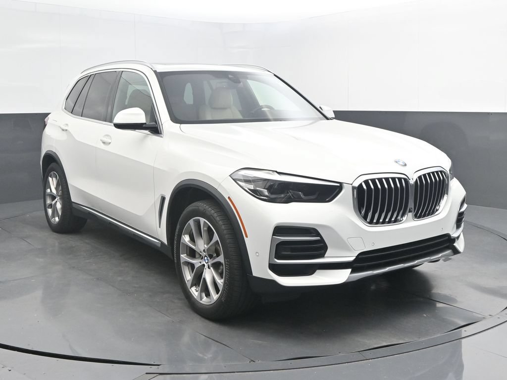 Used 2022 BMW X5 sDrive40i w/ Premium Package RWD image 9