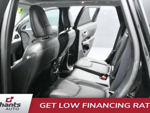 Used 2022 Jeep Cherokee Limited w/ Elite Package AWD/4WD image 13