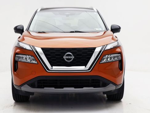 Used 2023 Nissan Rogue SL w/ SL Premium Package image 5