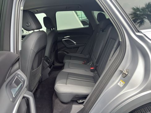Certified 2025 Audi Q5 Premium w/ Convenience Package AWD/4WD image 35
