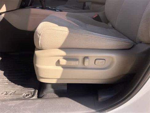 Certified 2017 Honda Pilot EX image 31