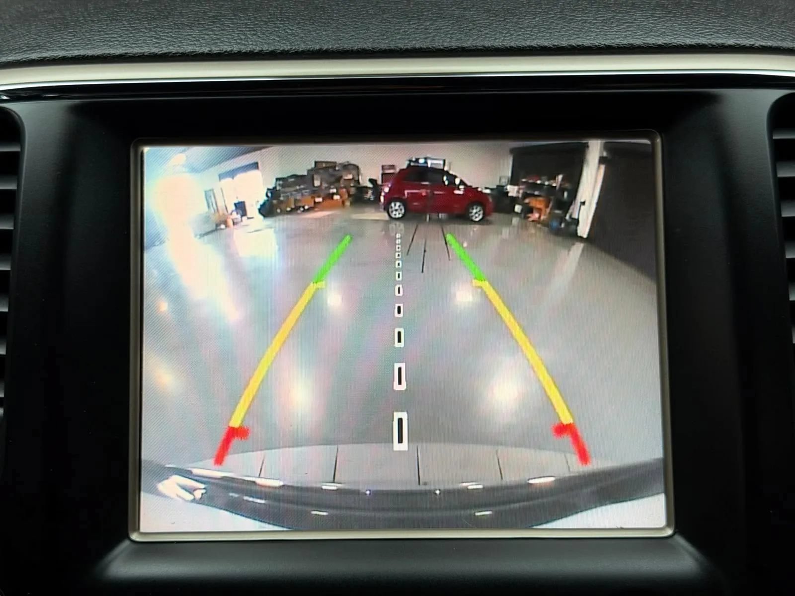 Used 2014 Jeep Grand Cherokee Limited RWD image 39