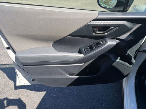 Used 2024 Subaru Crosstrek 2.0i Premium image 12