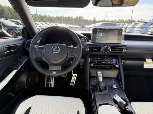 Used 2025 Lexus IS 350 F Sport image 8