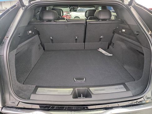 Certified 2025 Cadillac Lyriq Luxury image 24