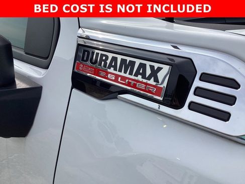 New 2025 GMC Sierra 3500 Pro w/ Convenience Package image 9